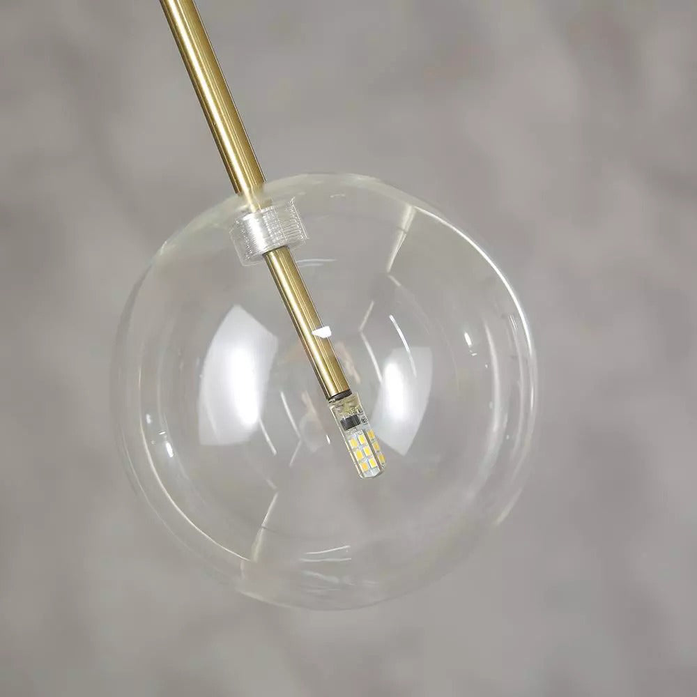 Lampada a sospensione in vetro sfera Aurelia ispirata al Medioevo | Lersk