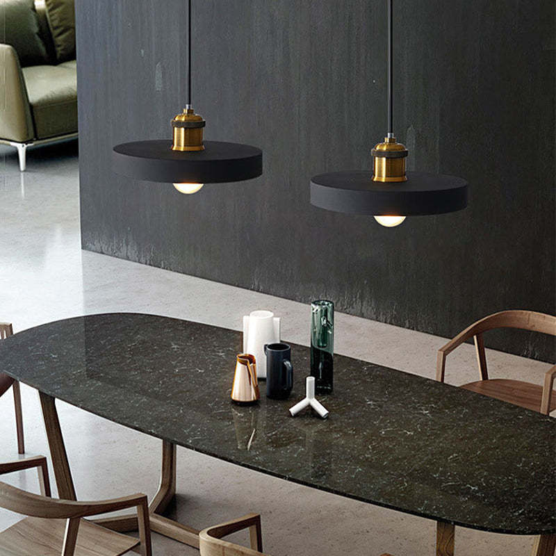 LumaForge Lampadario Moderno in Metallo e Resina per Soggiorni | Lersk