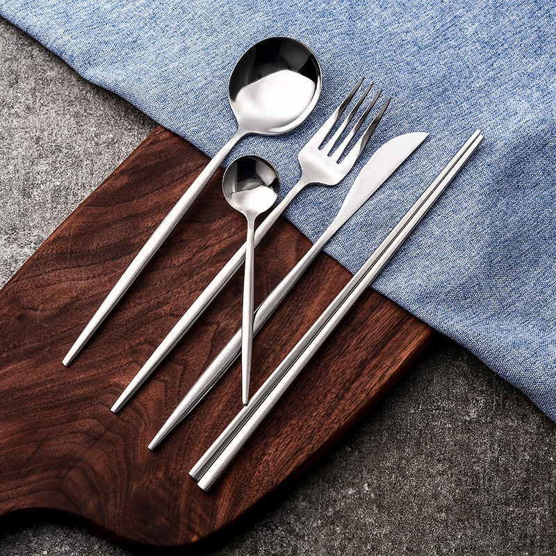 Modern Stainless Steel Cutlery Set for Everyday Dining | Lersk