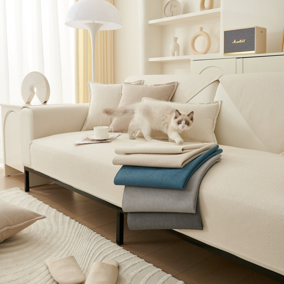 All-Season Waterproof Non-Slip Teddy Velvet Sofa Blanket | Lersk