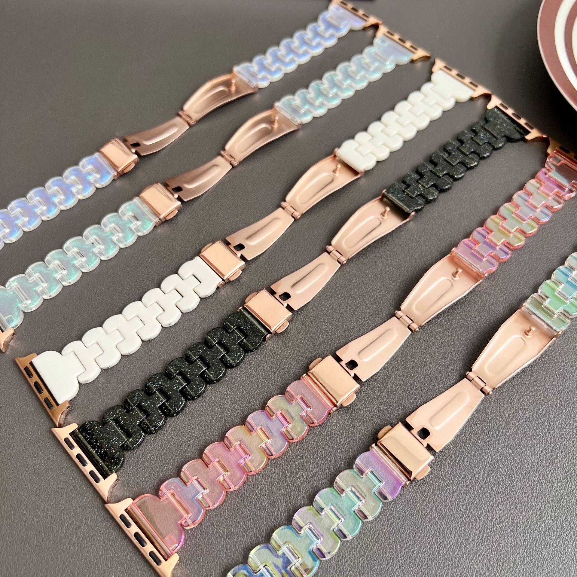 Fiora prsten z pryskyřice ve tvaru okvětního lístku pro Apple Watch | Lersk