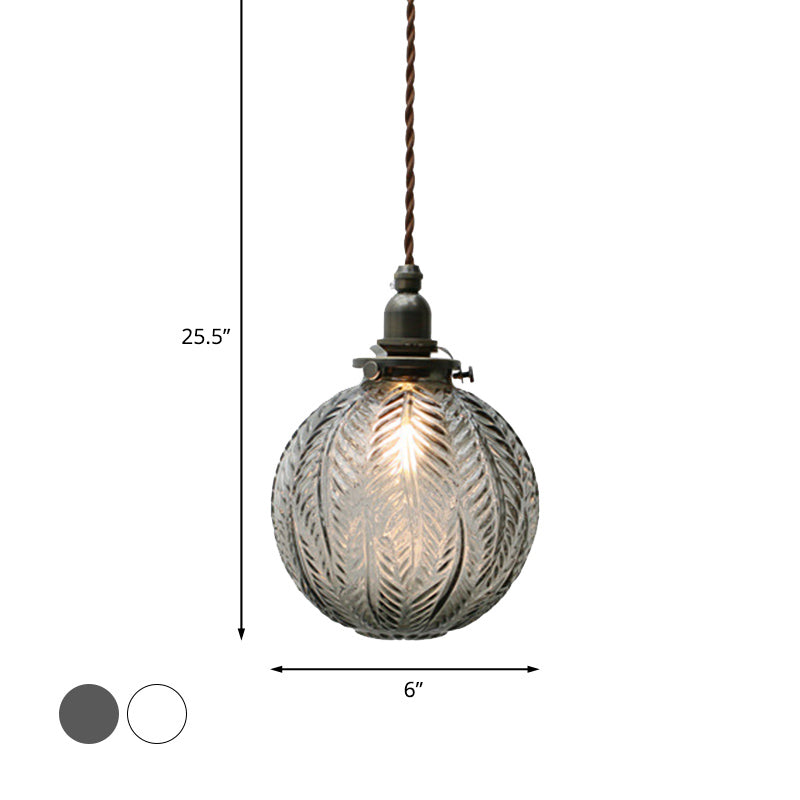 Veridia Heritage Colonial Pendant Lamp With Globe Shade | Lersk