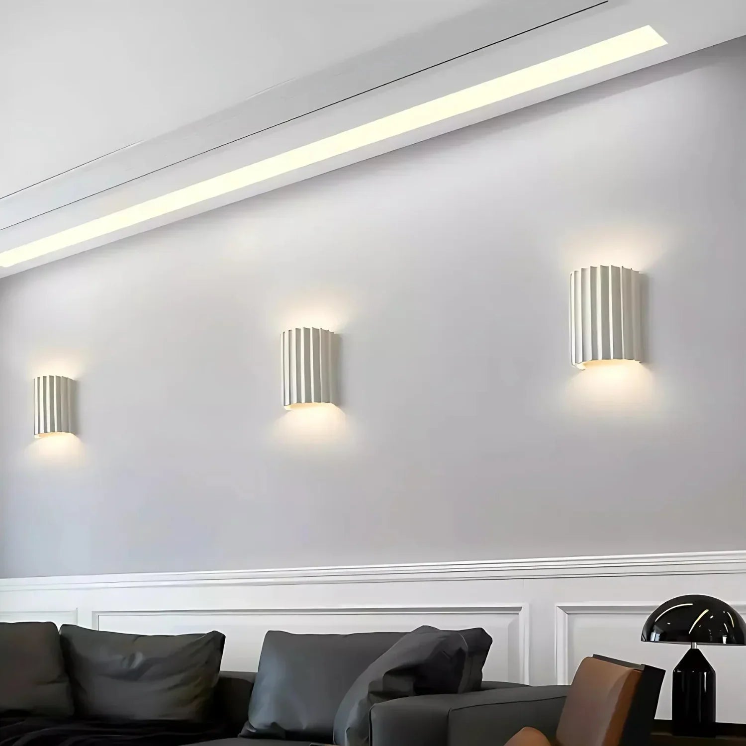 Minimalistická nástěnná lampa s jemným ambientním světlem pro moderní domovy | Lersk