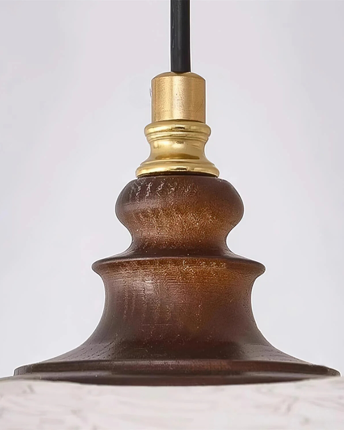 Lampada a sospensione Aurelia a strati di petali con luce soffusa per camera da letto | Lersk
