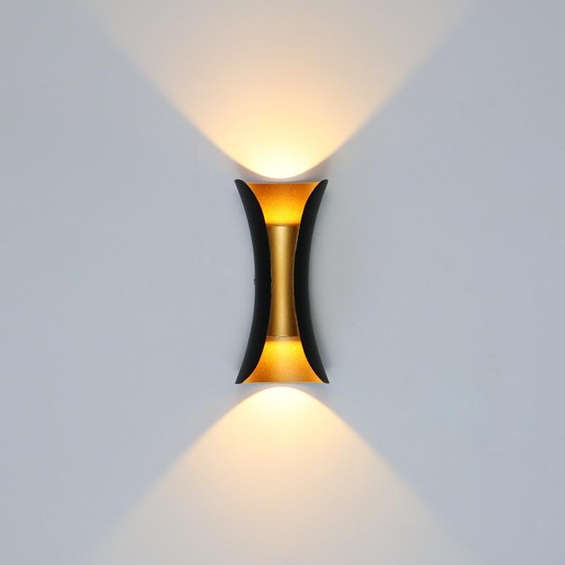 Arcora Curve Outdoor Wall Light LED IP65 Hardwired | Lersk