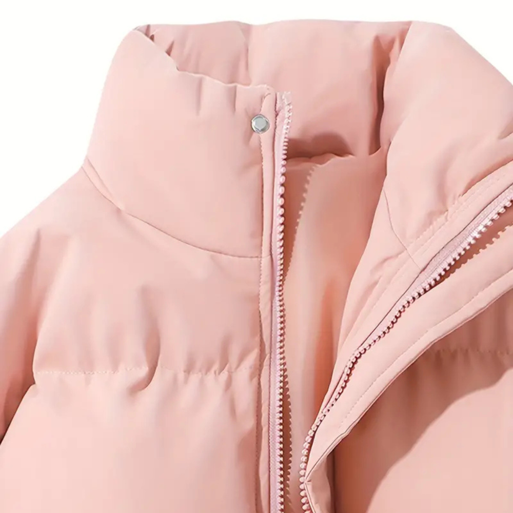 Veste matelassée à capuche pour femme AstraNova, isolée pour la chaleur hivernale | Lersk
