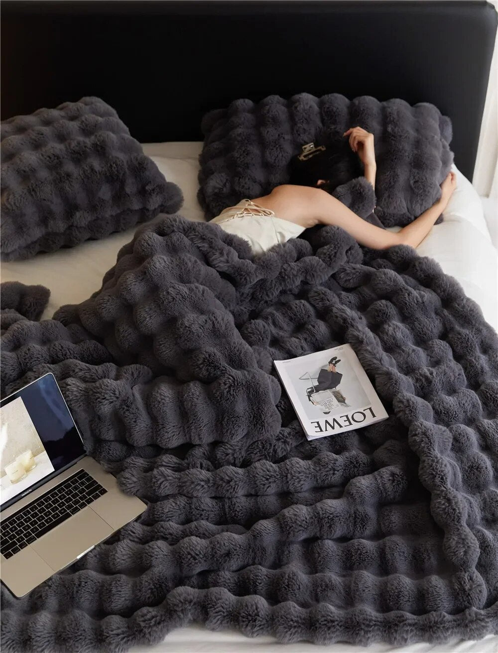 LumenWeave Wool Blanket Plush Warmth for Cozy Nights | Lersk