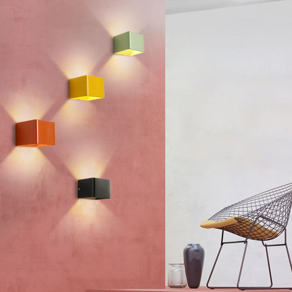 Lampada da parete quadrata moderna Orr per camera da letto Illuminazione elegante | Lersk