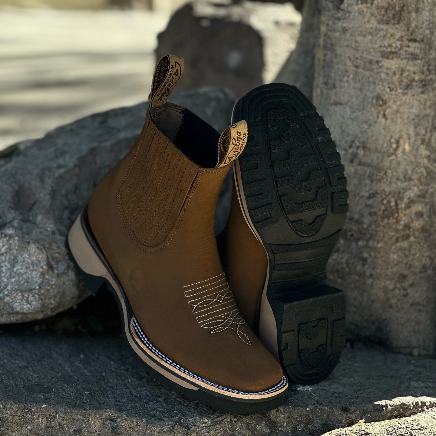 Kairoo | Unisex Western Cowboy Boots with Comfort Fit | Lersk
