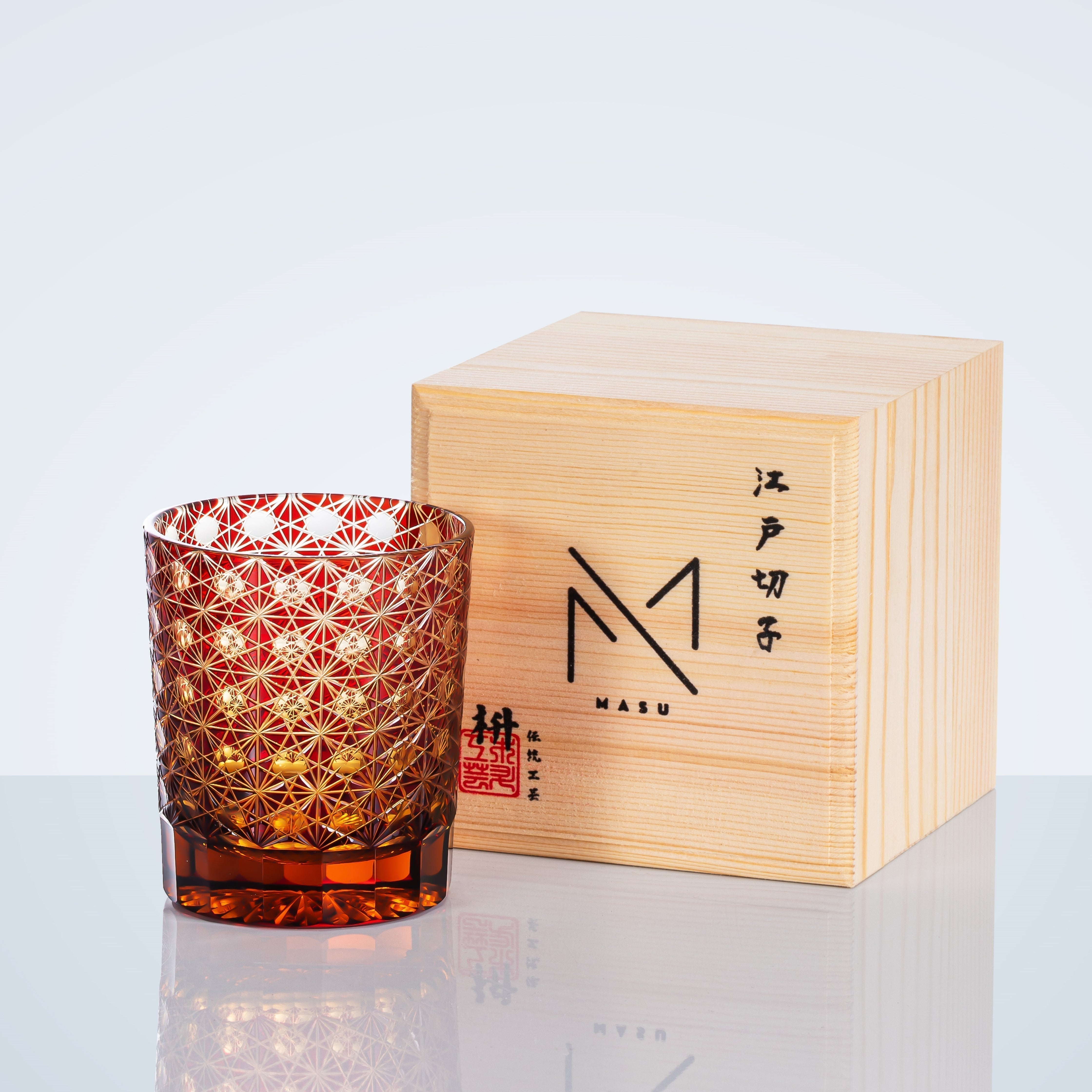 Miyara | Handgefertigte Bernstein-Whiskygläser mit Stern-Chrysanthemen-Design und Holzkiste | Lersk