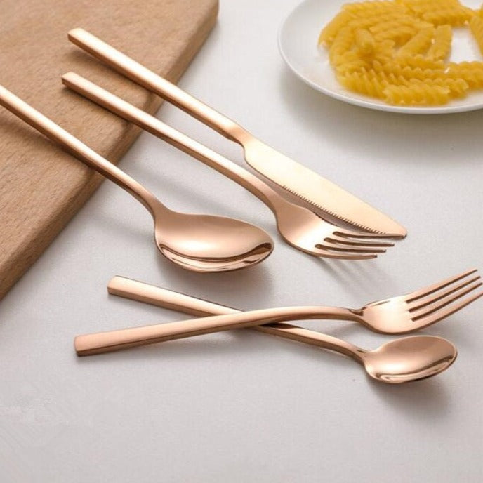 Arya 30-Piece Flatware Set For Modern Homes Rustproof | Lersk