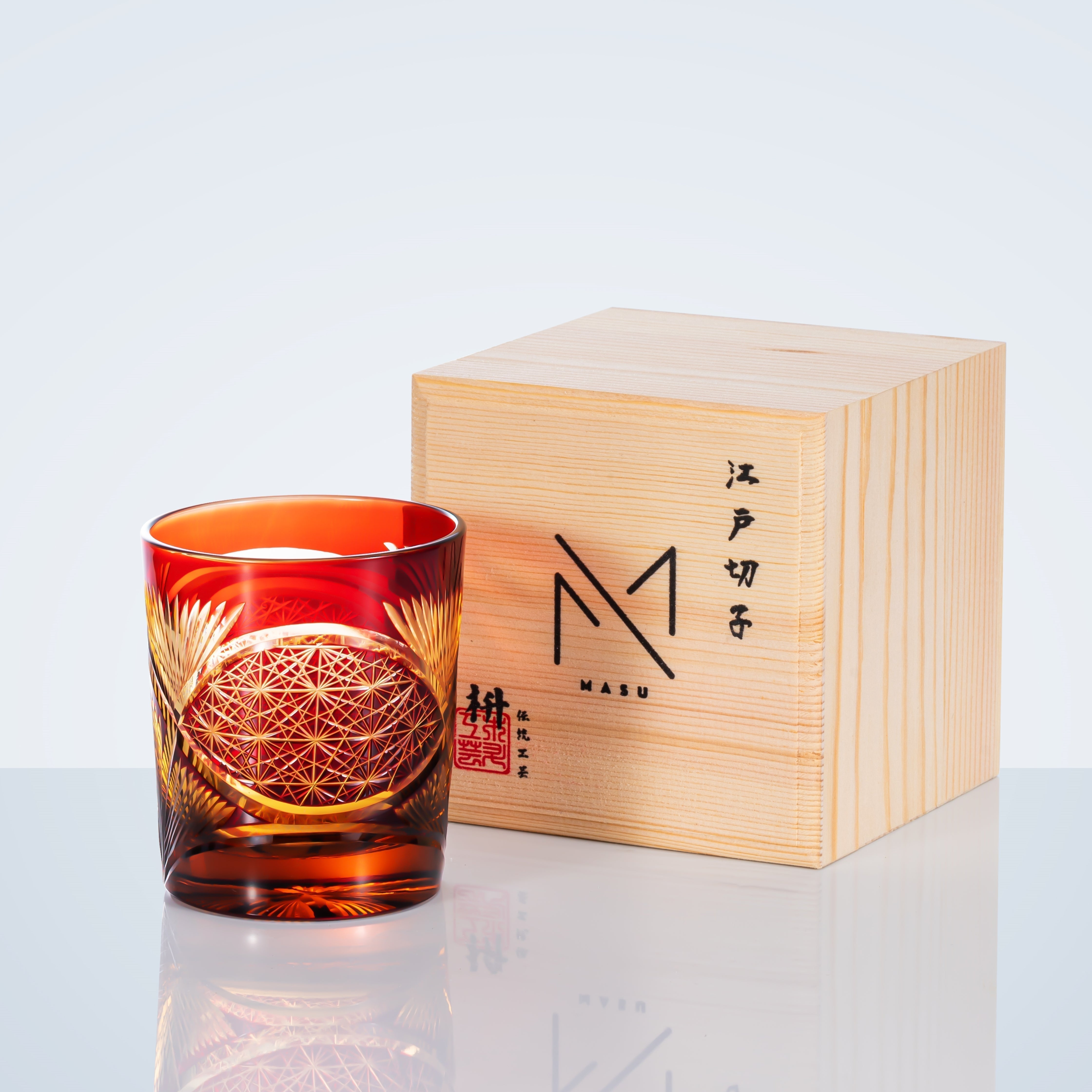 MiyuCraft | Ręcznie wykonana szklanka do whisky z piórem żurawia w drewnianym pudełku | Lersk
