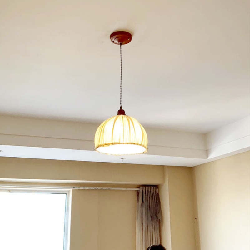 Lampada a sospensione Nordia in lino per interni in stile scandinavo | Lersk