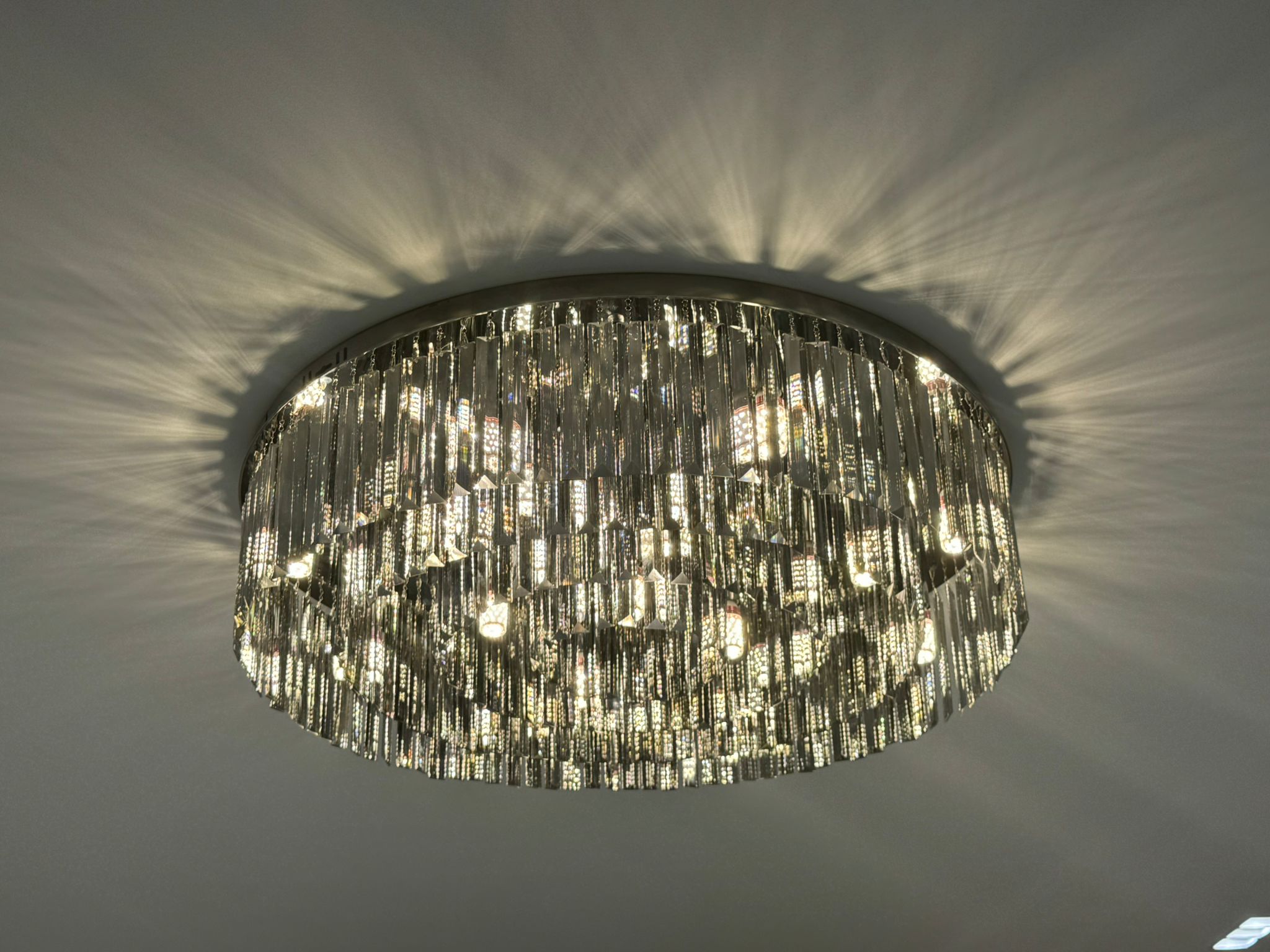 Tavian Chandelier | Lersk