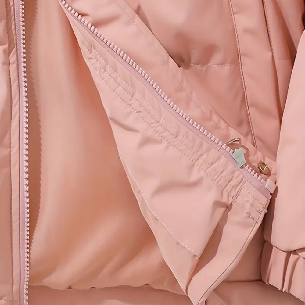 Veste matelassée à capuche pour femme AstraNova, isolée pour la chaleur hivernale | Lersk