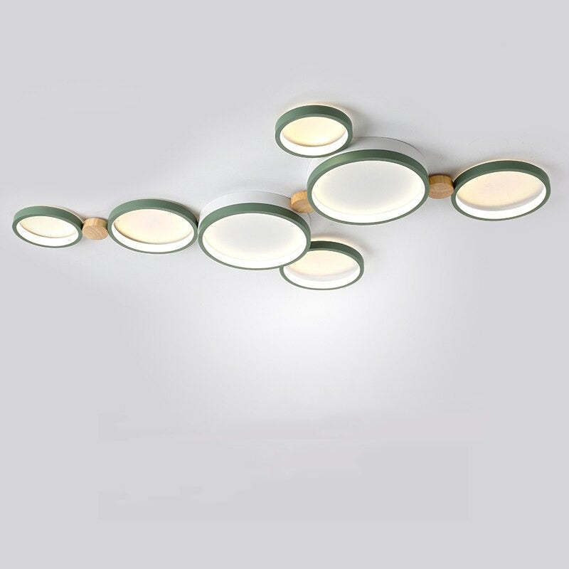 Stropní lampa NovaLumen v bílé a šedé kovové úpravě | Lersk