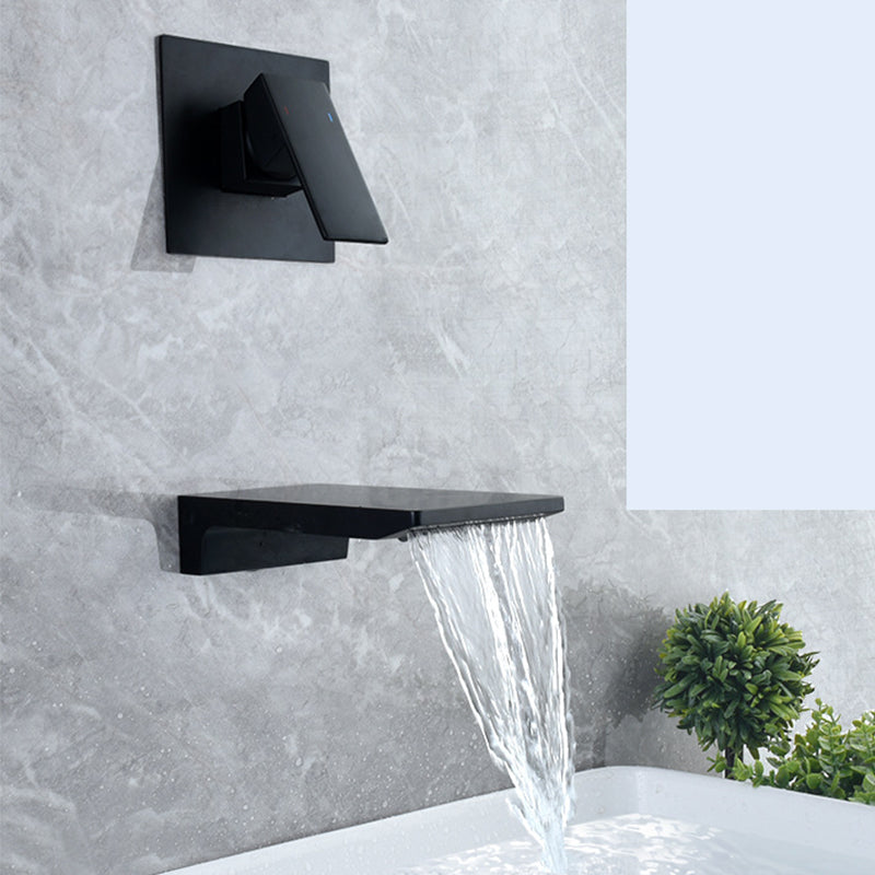 Cascade | Wall-Mounted Single-Handle Waterfall Bathroom Faucet | Lersk
