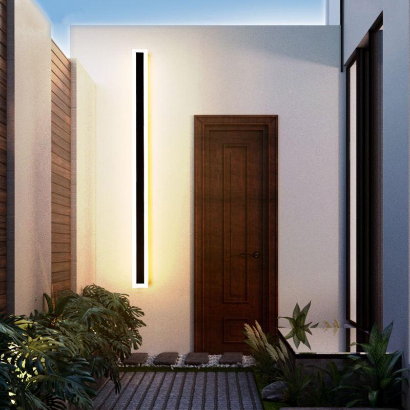 Frostline Linear Outdoor Wall Lamp with Acrylic Pane | Lersk