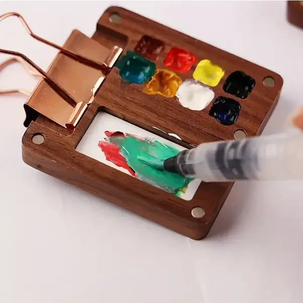 Portable Watercolor Paint Box Set With 24 Colors For Artists On The Go While Traveling | Lersk