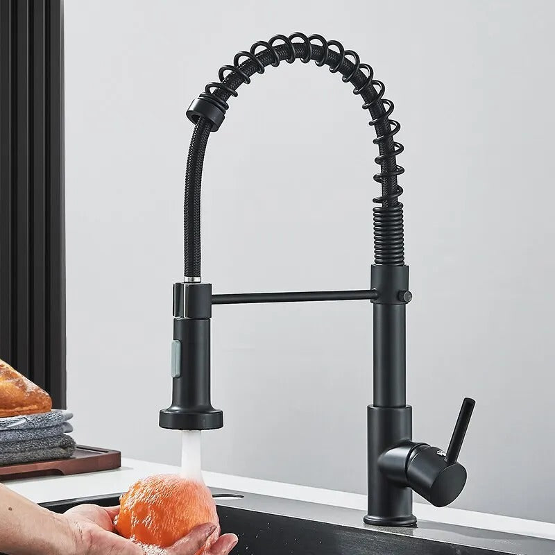 Grifo de cocina Aquaspin negro mate con cabezal giratorio de 360 grados para cocinas modernas | Lersk