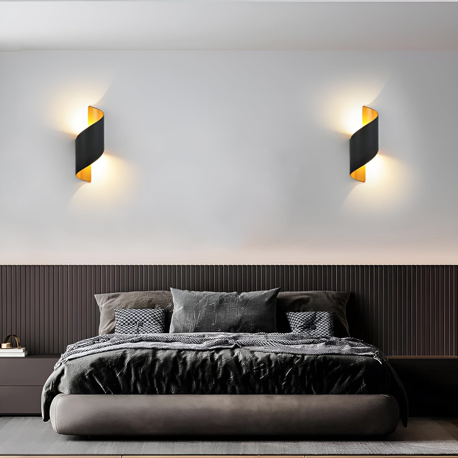 Nástěnná lampa Riverton | Lersk