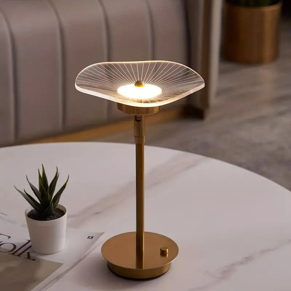 Lumiara | Moderní LED stolní lampa pro domácnost nebo kancelář Pro | Lersk