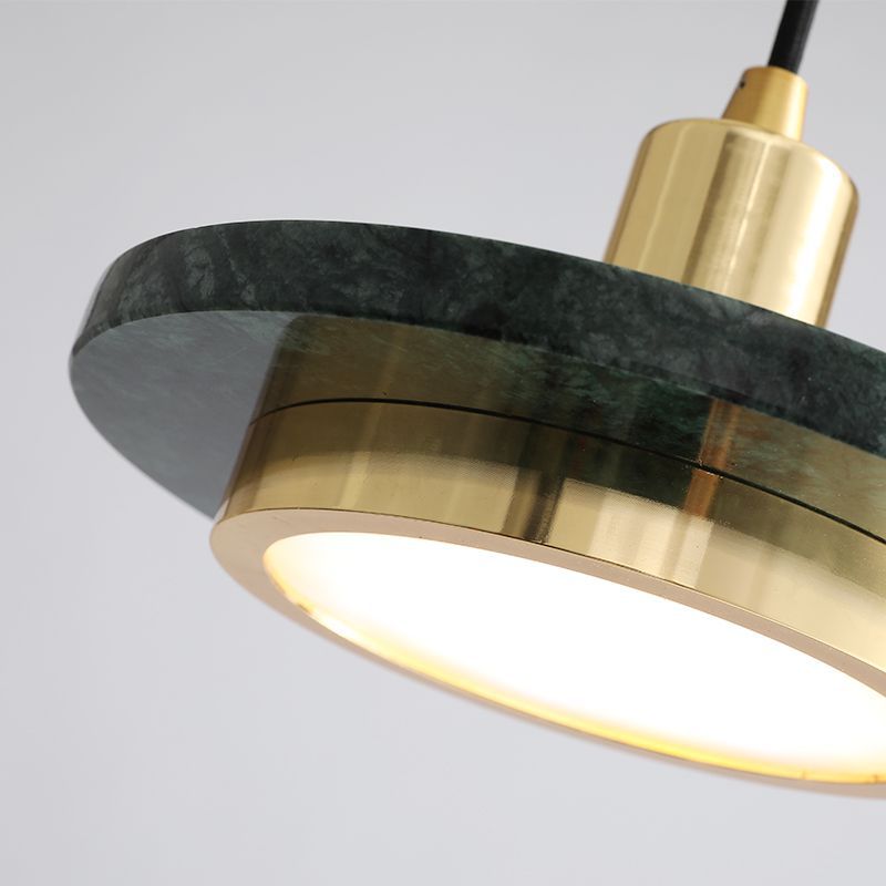 Lampada a sospensione in marmo dallo stile moderno ed elegante per interni | Lersk