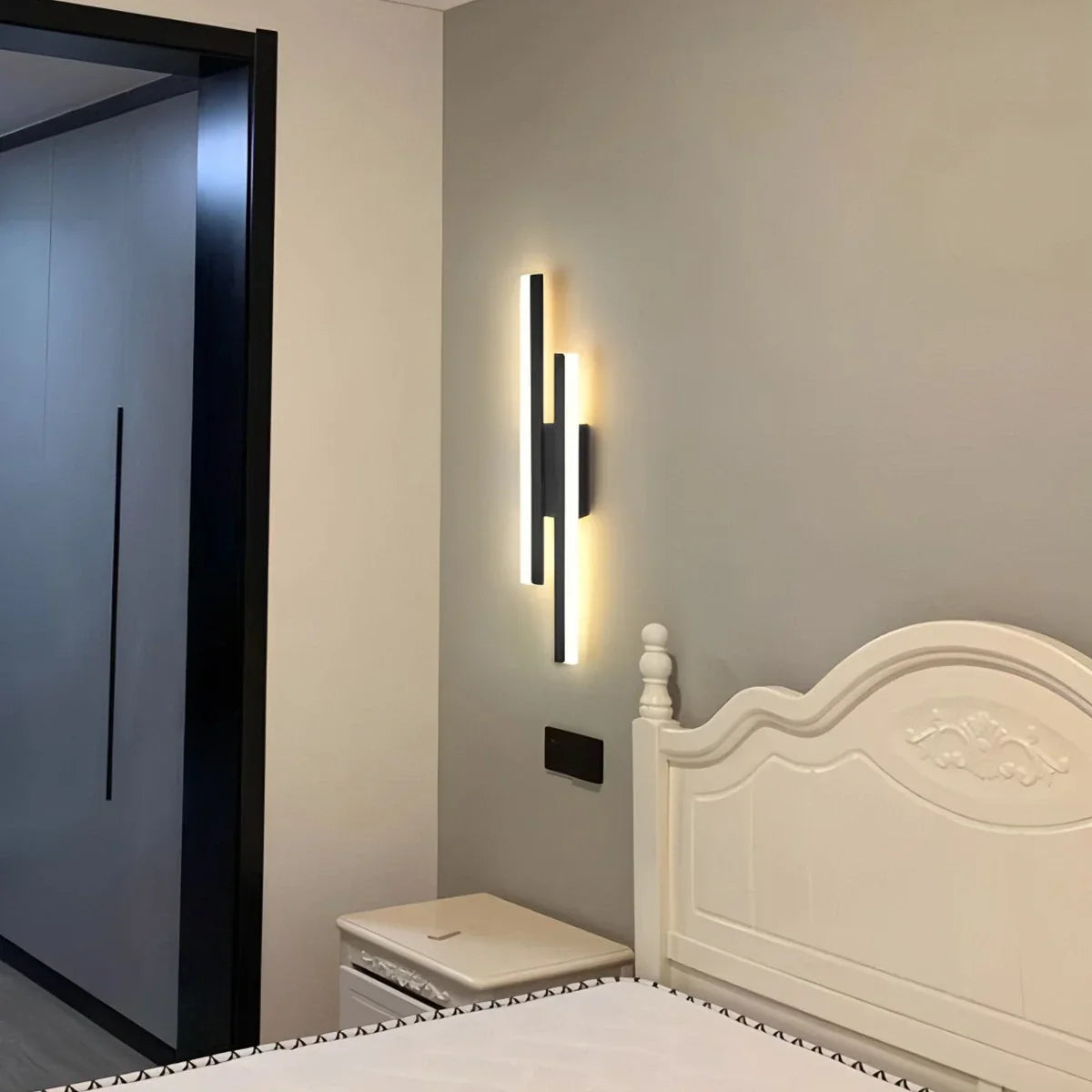 Lámpara de Pared Minimalista en Forma de H Antier Alana | Lersk