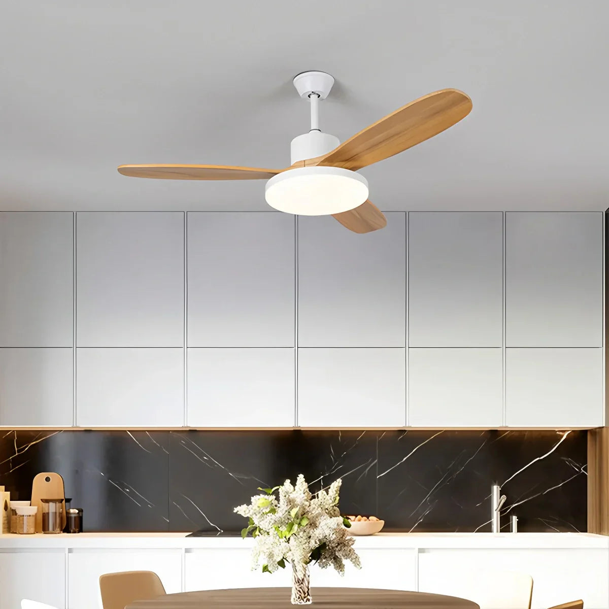 Ventilador de techo con luz y aspas de madera 3 | Lersk