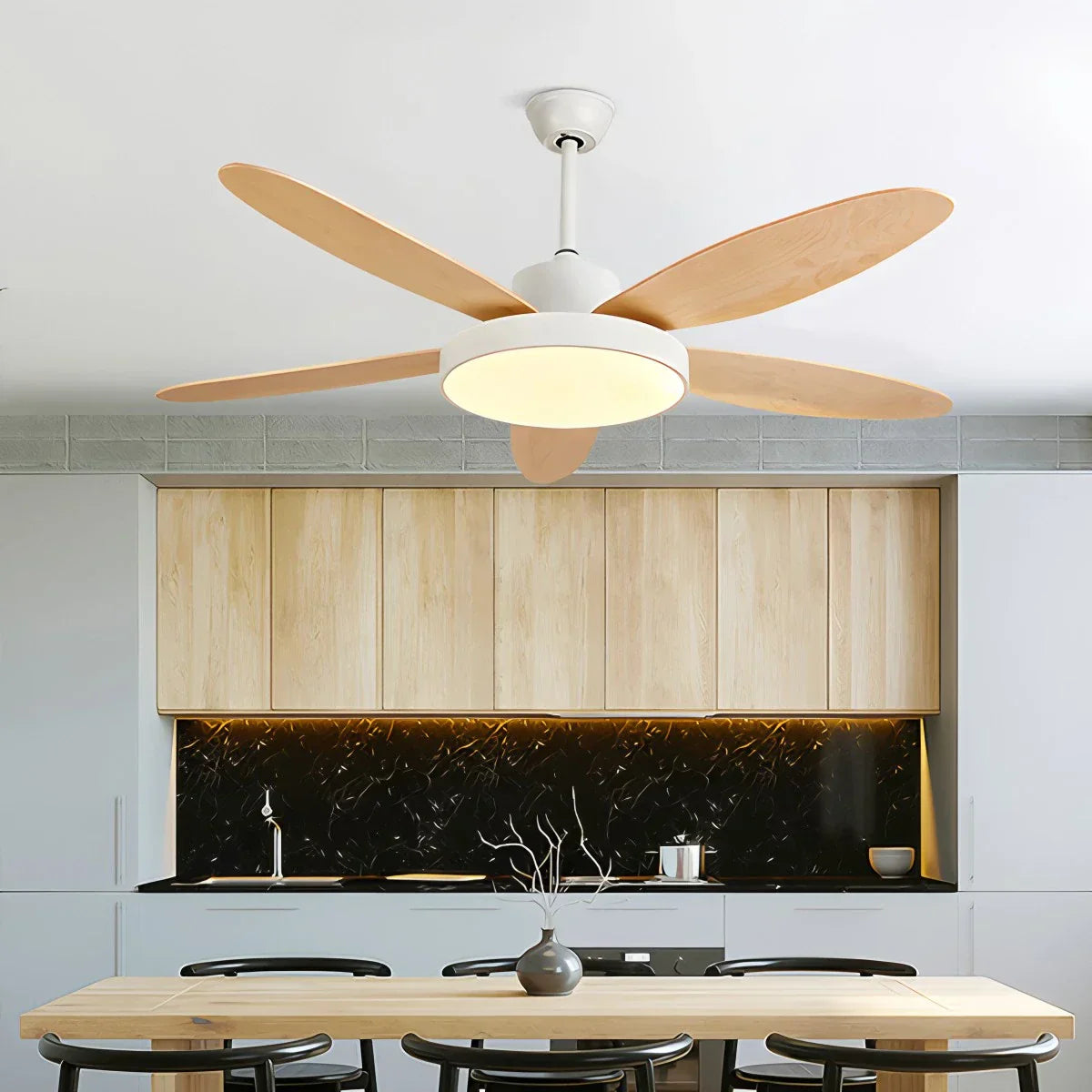 Ventilador de techo moderno de 5 aspas con lámpara para sala de estar | Lersk
