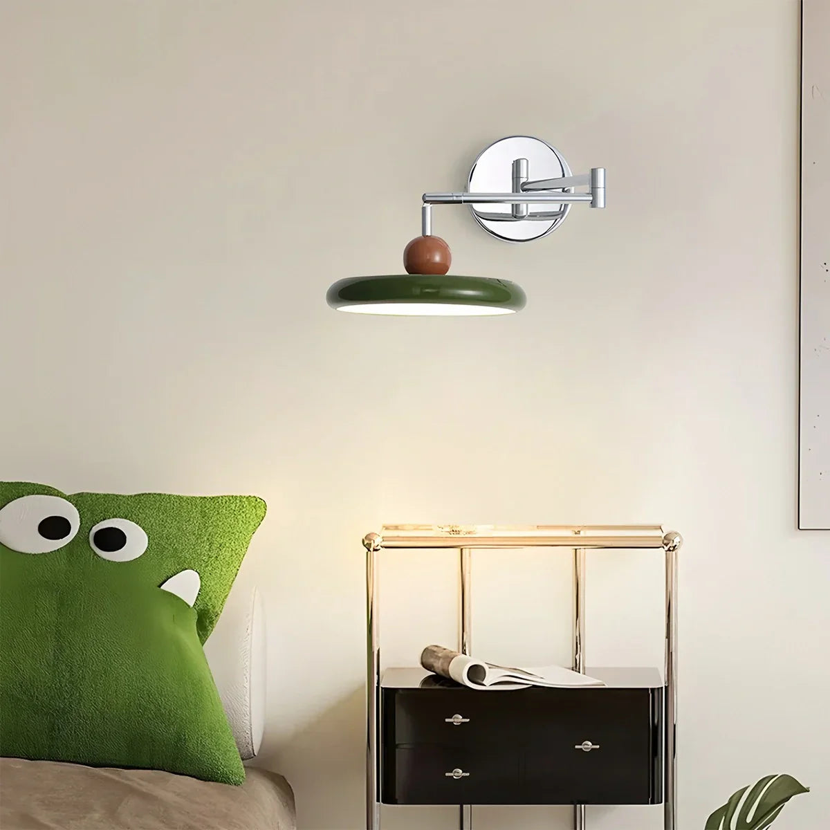 Lámpara de pared con brazo ajustable y enchufe Lola | Lersk