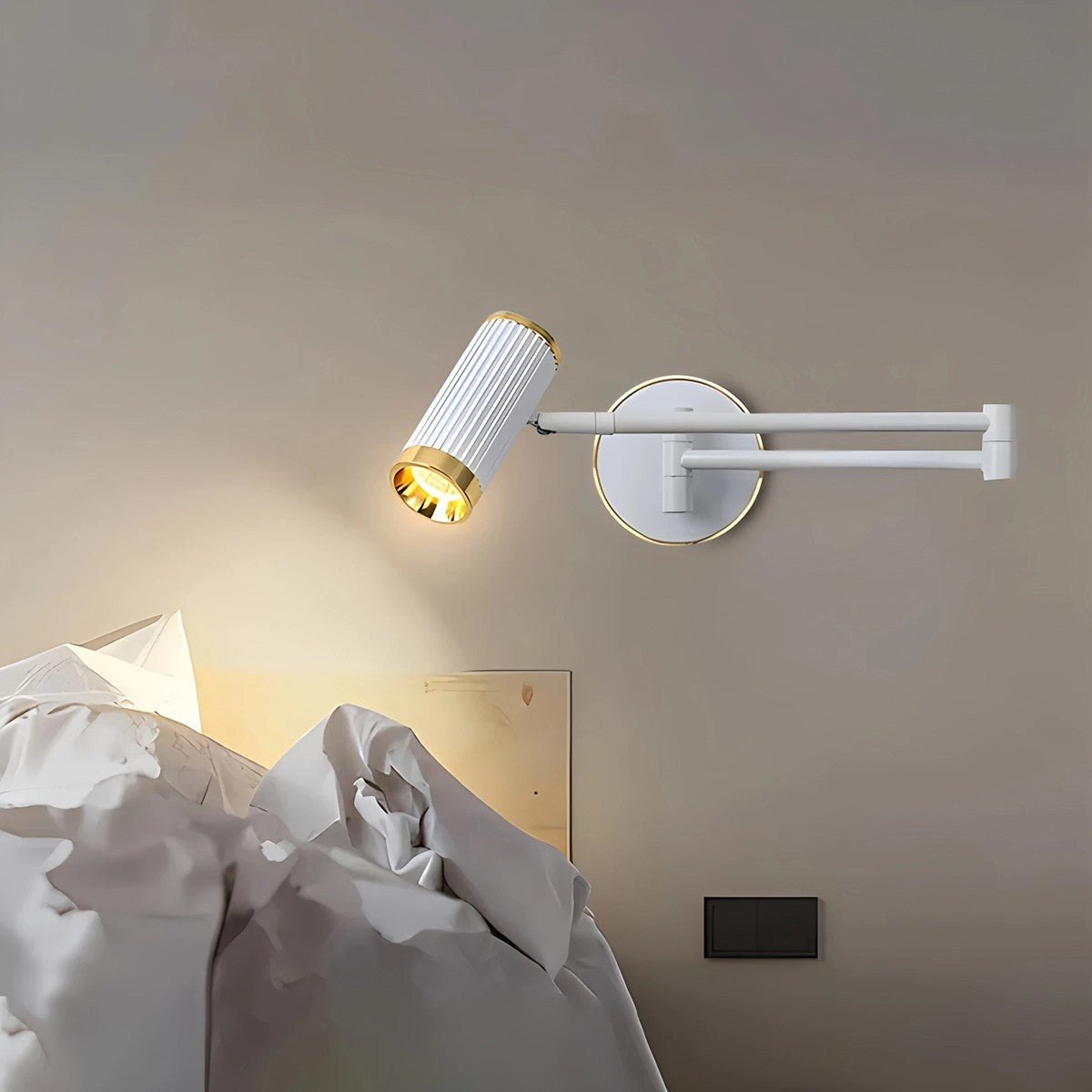 Aplique de pared con columna romana para dormitorio | Lersk