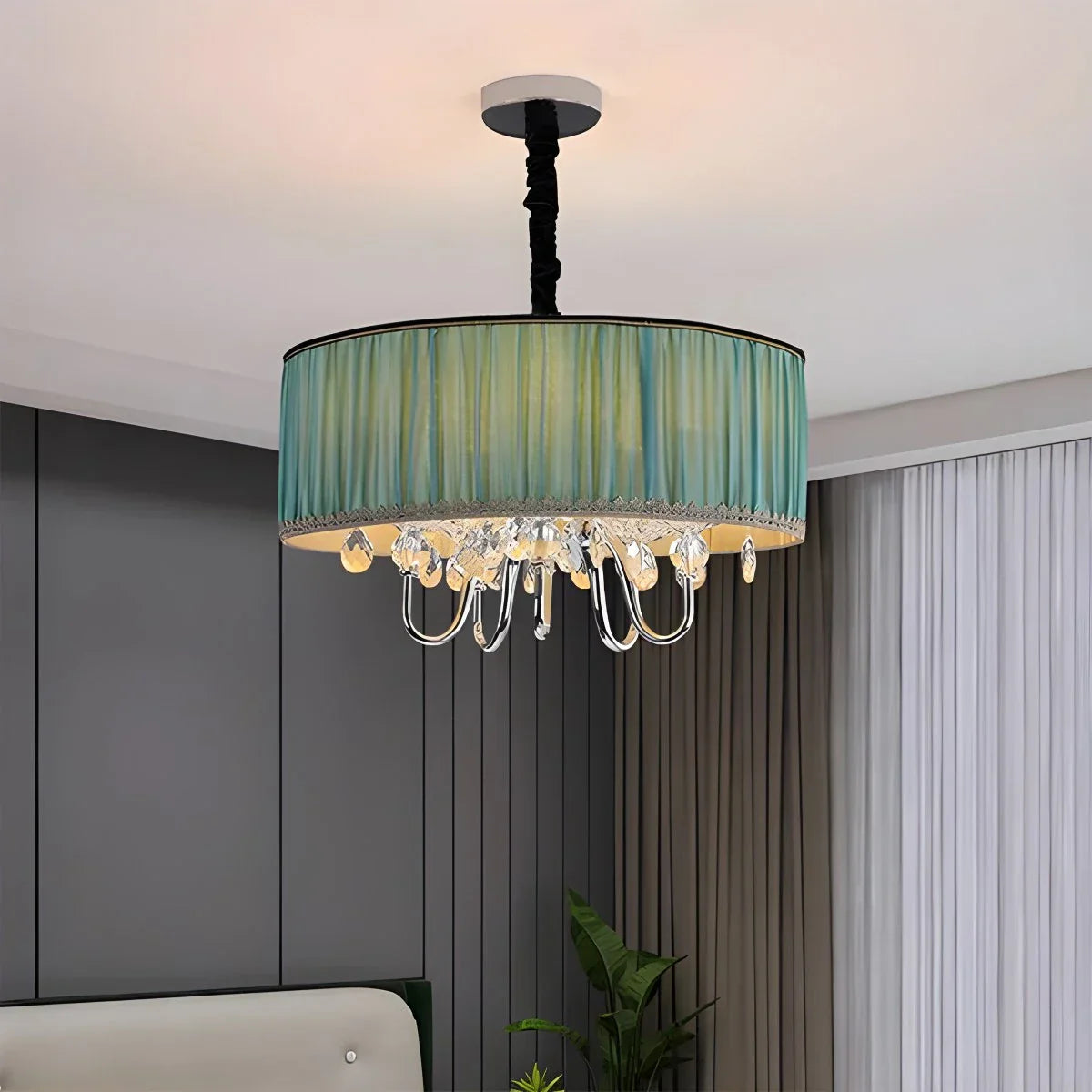 Alloy Luxury Crystal Pendant Light for Living Room | Lersk