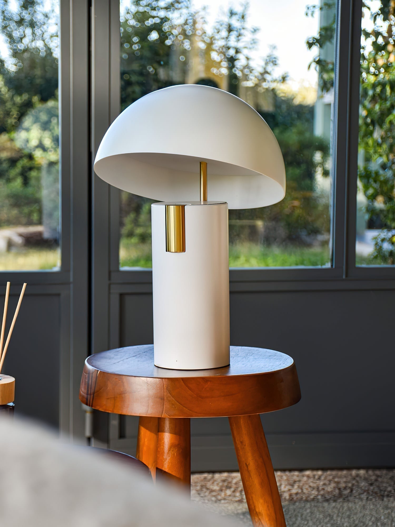LumaNova Bordlampe til Moderne Stueambiance | Lersk