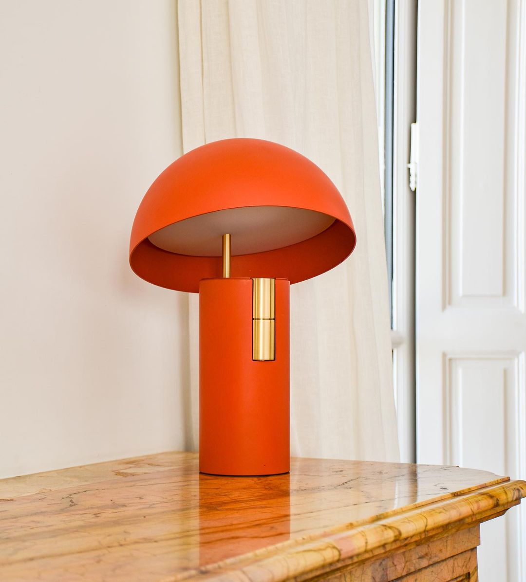 LumaNova Bordlampe til Moderne Stueambiance | Lersk