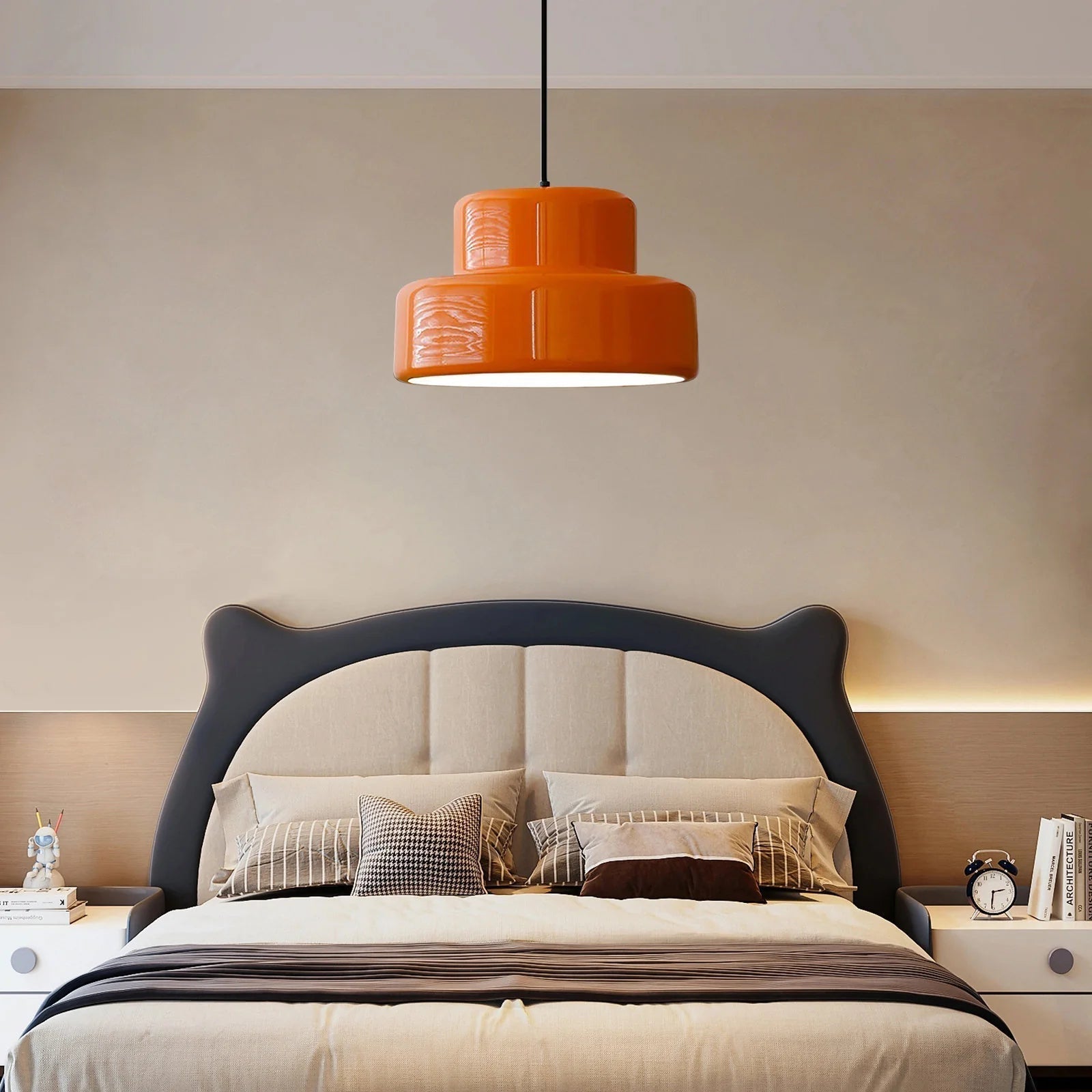 AuroraOrbit Orange Bauhaus Pendelleuchte für Esszimmer | Lersk
