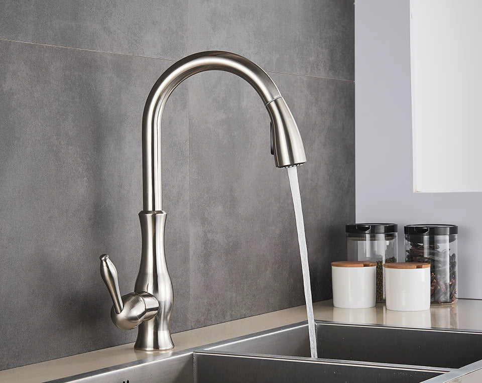 Vellaro Pull Out Kitchen Faucet | Stainless | Lersk
