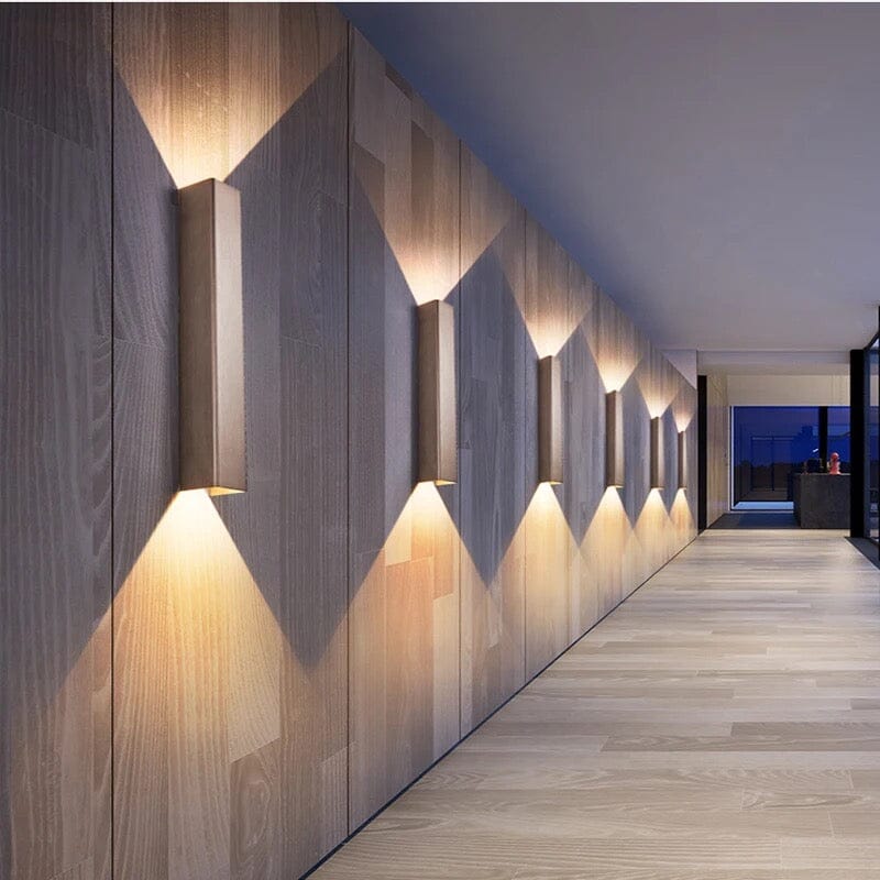 Liora | Wall Lamps | Lersk