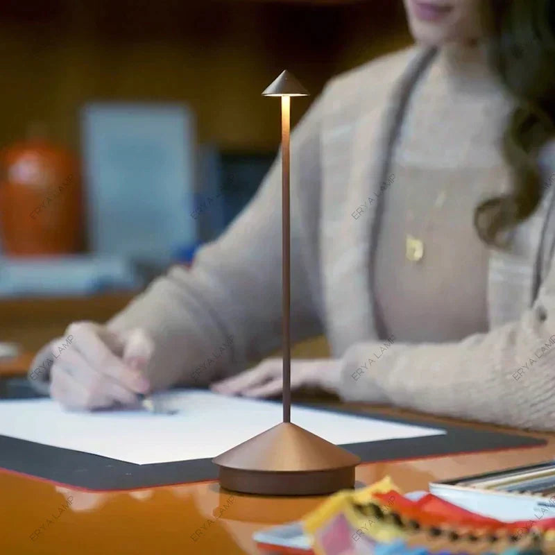 DineArt Glow Creative Table Lamp For Dining Rooms Ambience | Lersk