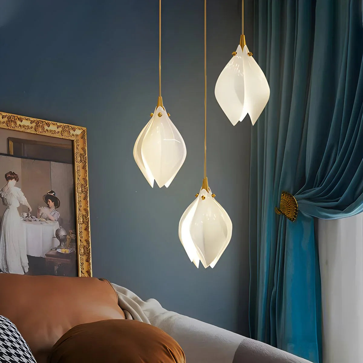 Ceramic Bud Pendant Light for Modern Interiors | Lersk