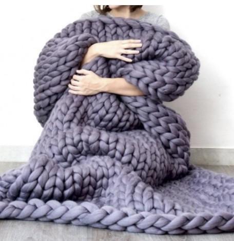 Velora Chunky Knit Throw Blanket Extra Fine Wool Blend | Lersk