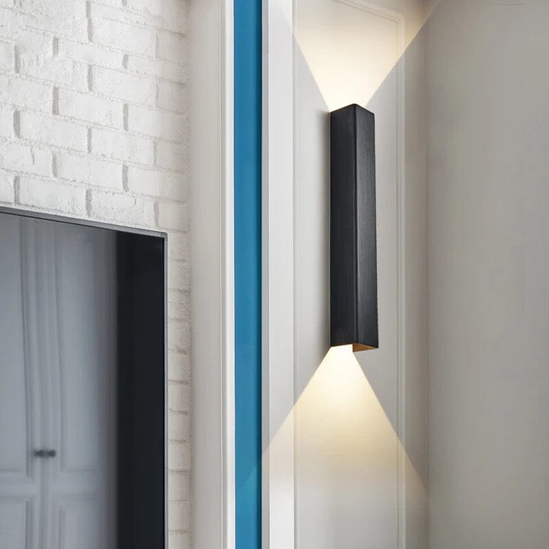Liora | Wall Lamps | Lersk