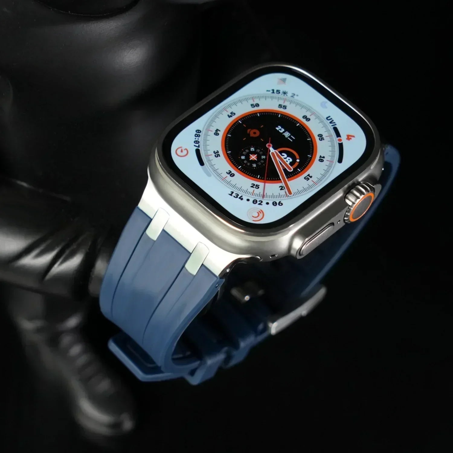 Deluxe Aurion kovová hlava silikonový řemínek pro Apple Watch | Lersk