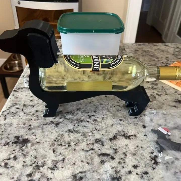 Soporte para Botella de Vino Dachshund, Soporte Decorativo Único para Exhibir Vino en Casa | Lersk
