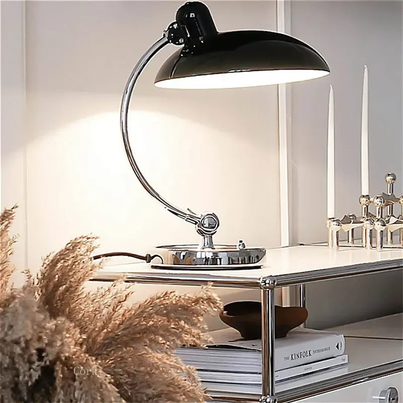 Nordenglow dánská stolní lampa inspirovaná Kaiser Ideell | Lersk