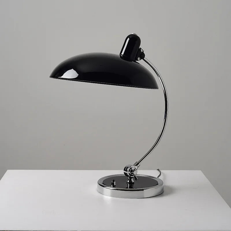 Nordenglow dánská stolní lampa inspirovaná Kaiser Ideell | Lersk