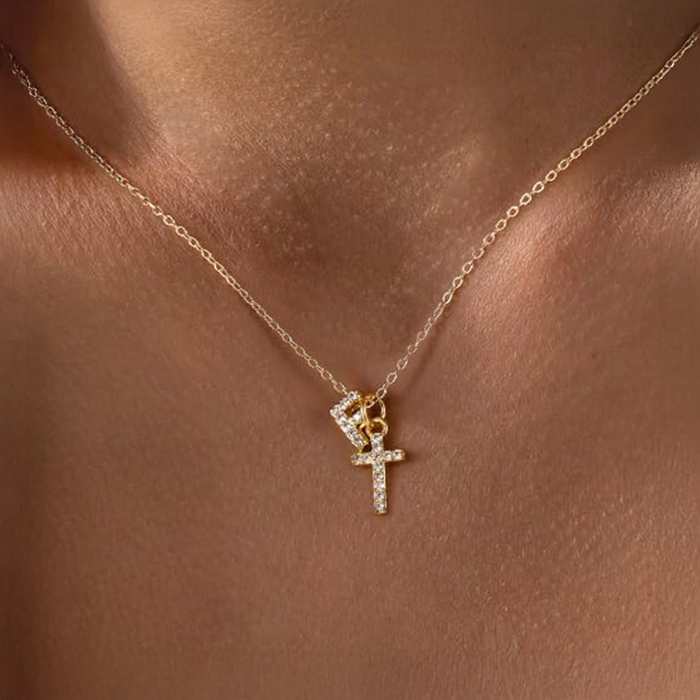 Zierliche Diamant-Anfangsbuchstaben- und Kreuz-Halskette mit filigranen Anhängern für den täglichen Gebrauch | Lersk