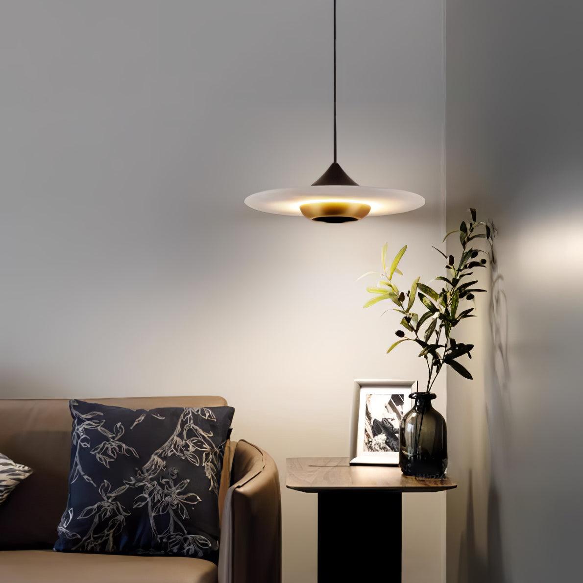 Elara marmorpendel moderne med integreret LED | Lersk
