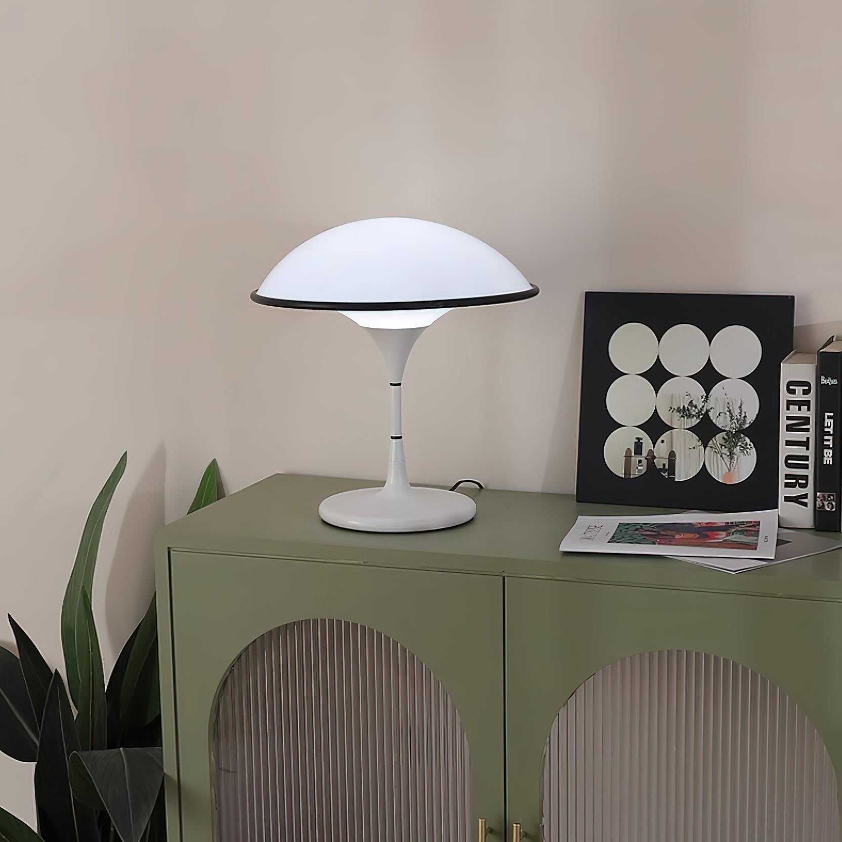Aurelia Table Lamp by LumaCraft | Elegant, Distinctive | Lersk