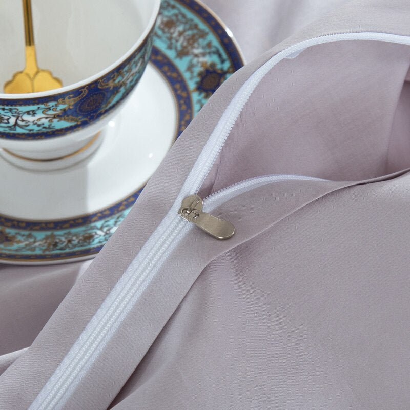 Parure de housse de couette en satin de soie Aurelia en coton argent et or | Lersk